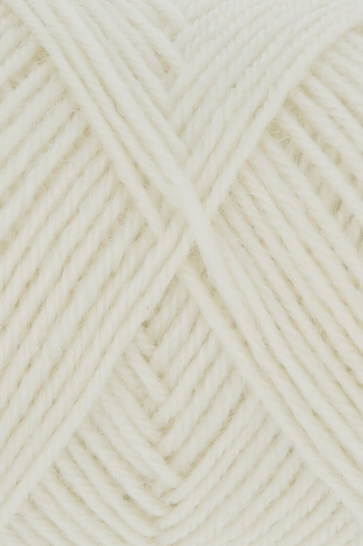0194 off white