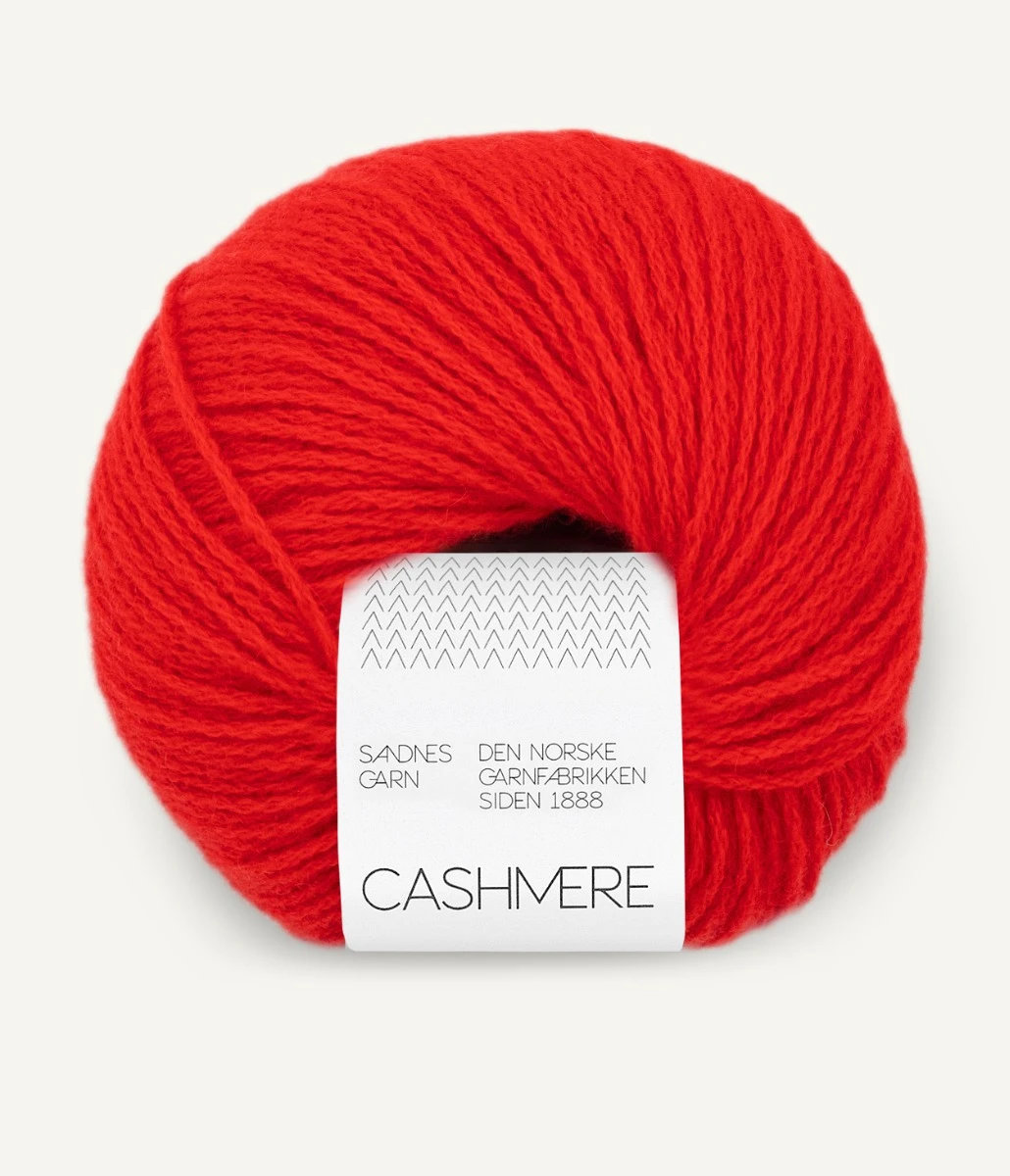 4018 Scarlet Red